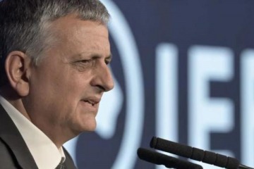 Foto de YPF apuesta todo a Vaca Muerta y promete un salto exportador de USD 30.000 millones