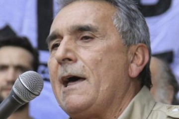 Foto de Schmid denunci� una �ofensiva� de Milei contra los sindicatos y repudi� la intervenci�n en la UOM