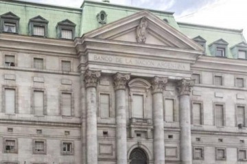 Foto de Los bancos salen a pelear por los d�lares: ya pagan hasta 5,5% anual por plazos fijos