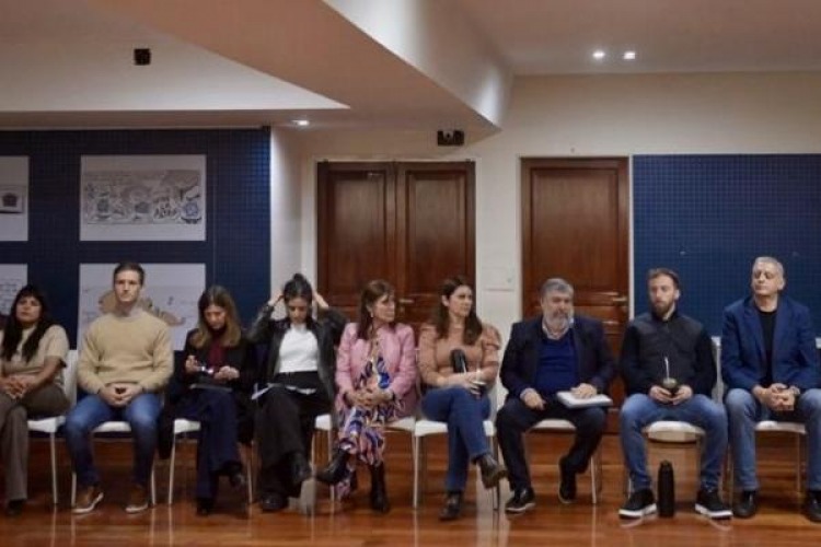  Los detalles de la reuni�n de dirigentes peronistas para reclamar por la libertad de Cristina 