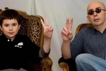 Foto de Pese a los esfuerzos libertarios por atacar al hijo del Indio Solari, sali� a la luz de qu� trabaja y a d�nde destina su sueldo