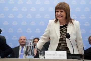 Foto de Bullrich garantiz� el blindaje del juez que aval� la reforma laboral: prometi� los votos para aprobar su pliego