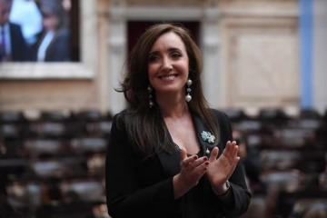 Foto de Villarruel carg� contra Adorni tras revelar que es evasor: "Me parece una verg�enza"