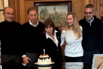 Foto de En plena interna por el Adorni Gate, en un gesto de unidad, Karina Milei salud� a Patricia Bullrich por su cumplea�os 