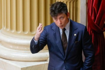 Foto de "Si tienen un problema con eso hay que elegir mejores senadores": la defensa de Santiago Caputo al cambio en la designación de jueces