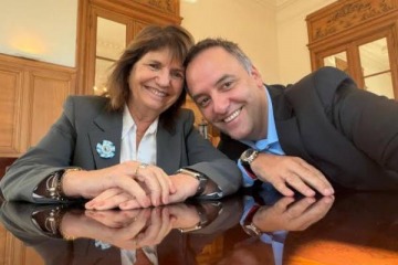 Foto de En medio de la crisis, Adorni convoc� a todo el bloque libertario antes de una sesi�n clave en el Senado