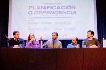Foto de M�s de 300 dirigentes debatieron en Lomas de Zamora un plan de desarrollo frente al modelo de Milei