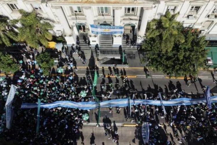  La Corte le puso un l�mite a Milei y dej� firme la cautelar por el financiamiento universitario