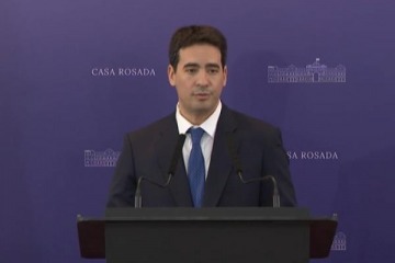 Foto de Adri�n Ravier hizo su debut como nuevo vocero presidencial: no respondi� preguntas de periodistas y narr� su CV