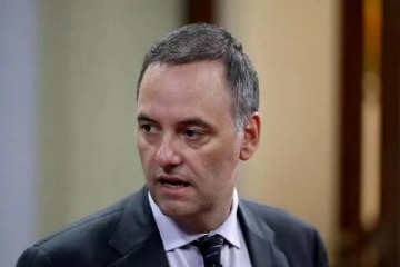 Foto de Causa Manuel Adorni: gast� $139 millones con tarjetas en dos a�os y medio y sobrepas� ampliamente su salario