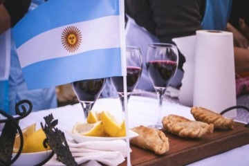 Foto de El Municipio de Marcos Paz celebra el D�a de la Independencia con la "Fiesta de la Empanada Criolla"
