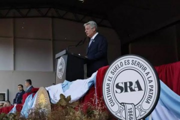 Foto de Con Milei entre el p�blico, la SRA apunt� contra el Gobierno por �el peso de las retenciones�