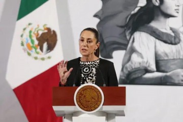 Foto de Sheinbaum cruz� a Milei por acusarla de financiar una campa�a antiargentina