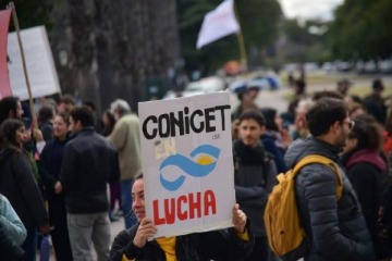 Foto de Investigadores del CONICET realizar�n una nueva jornada de protesta y concentraci�n en el Polo Cient�fico Tecnol�gico 