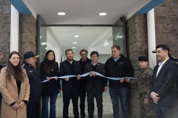 Foto de Oterm�n y Kicillof inauguraron una Base UTOI con 100 nuevos efectivos en Lomas