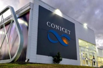 Foto de Cient�ficos del CONICET llevaron a cabo reclamos contra el Gobierno por el ajuste en ciencia e investigaci�n
