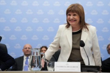 Foto de �Dif�cil negarse a esta ley�: Bullrich defendi� la reforma del Banco Central y conf�a en que servir� para medir alianzas