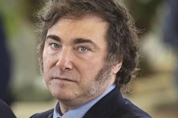 Foto de Milei utiliz� la frase "Nunca M�s" de forma ir�nica para referirse al Banco Central
