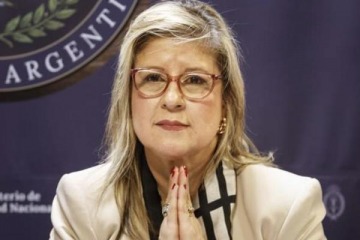Foto de Monteoliva admiti� que aumentaron los suicidios en las Fuerzas y vincul� el problema con el endeudamiento