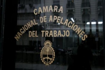 Foto de Revés para Milei: la Justicia volteó un artículo de la reforma laboral que recortaba las indemnizaciones