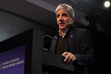 Foto de Luis Caputo aterriz� en EEUU para el G20 y espera reunirse con Scott Bessent