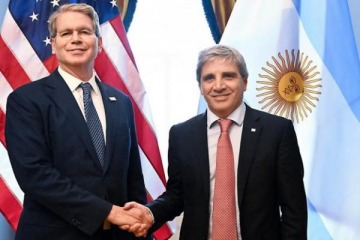 Foto de Bessent se reuni� con Caputo y elogi� el plan econ�mico: "Estamos viendo cambios"