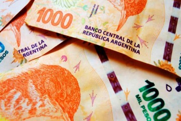  El Gobierno fij� por decreto aumentos escalonados del salario m�nimo hasta abril de 2027: as� qued� el esquema