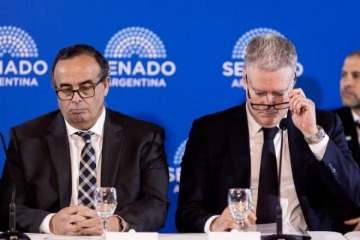 Foto de Milei oficializ� los nombramientos de Yadarola y Bertuzzi en la C�mara Federal porte�a: cu�ndo asumir�n