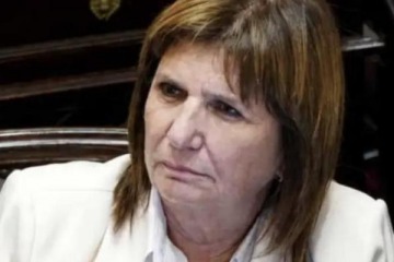 Foto de Bullrich defendi� a Milei por Thatcher y evit� llamarla enemiga de Argentina