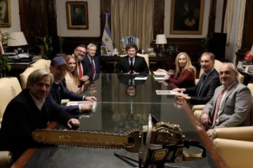 Foto de Milei recibi� a ejecutivos de Tesla y DayOne Data: de qu� hablaron