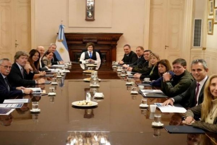  Milei encabez� una nueva reuni�n de Gabinete en Casa Rosada