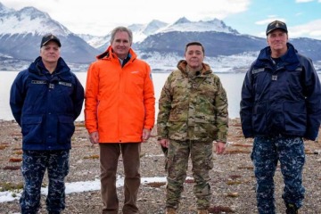 Foto de El Gobierno pone fecha al inicio de la Base Naval de Ushuaia y prev� invertir USD 450 millones