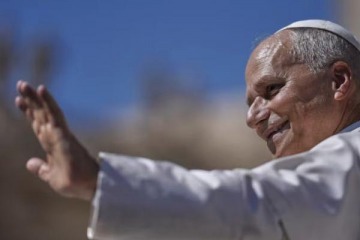  Le�n XIV llega con respaldo fuerte: casi 7 de cada 10 argentinos tienen una imagen positiva del Papa