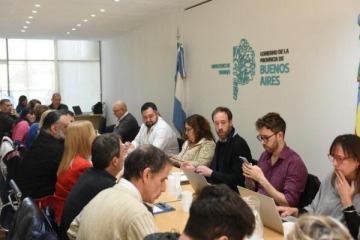 Foto de Paritarias bonaerenses: Provincia reabri� la negociaci�n con los estatales, pero todav�a no hubo una oferta salarial concreta