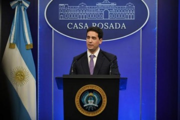 Foto de El Gobierno conf�a en aprobar la nueva revisi�n del FMI, aunque no descarta pedir un waiver