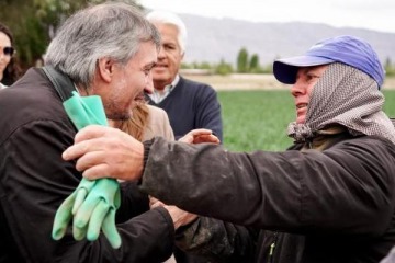 Foto de M�ximo Kirchner visit� San Juan y recorri� un sectores agro junto a U�ac