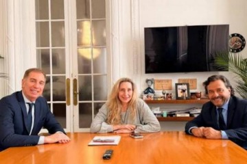 Foto de Con la mira puesta sobre las PASO, Karina y Santilli viajan a Salta junto a Sáenz y Jalil