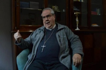 Foto de La Iglesia volvi� a marcar diferencias con Milei: �Si la gente dice que no llega a fin de mes, es porque no llega�