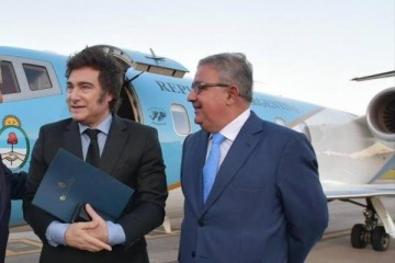 Foto de Milei visita Catamarca por primera vez: inauguraci�n de nuevas plantas de litio y encuentro con su militancia